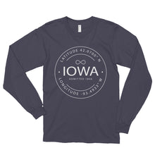 Iowa - Long sleeve t-shirt (unisex) - Latitude & Longitude